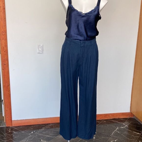 The script. Sofie pants  - Picture 11 of 15